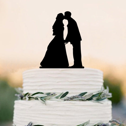 Cake topper with silhouette