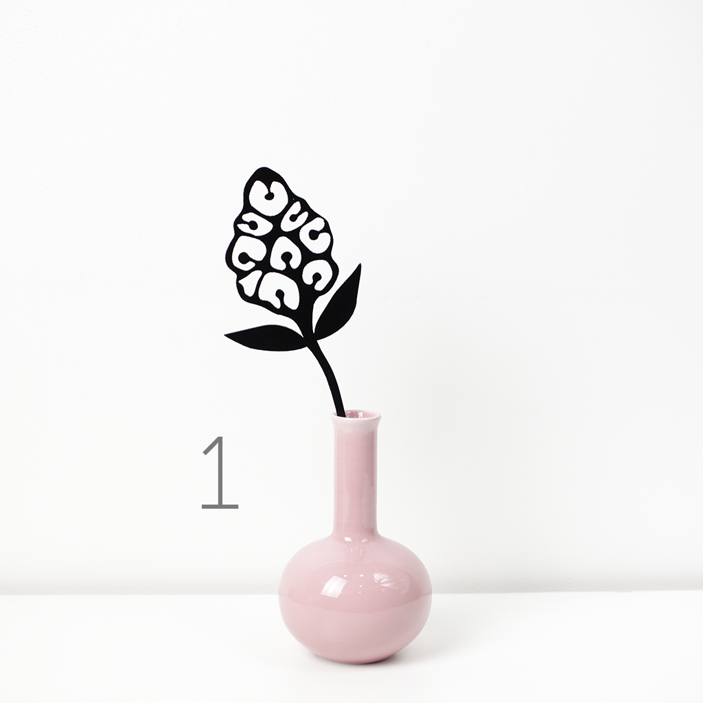 Wooden flowers | Black